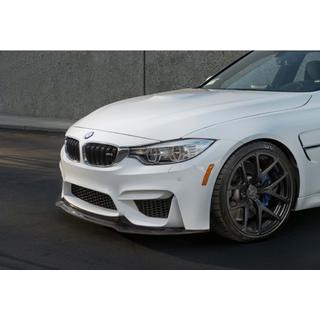 DPT V-4 etulippa (M4, kiiltävä musta) BMW 4-sarja F32/F33/F36 2012–2020 kuva 1
