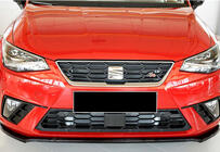 Seat Ibiza 2010–2017 Etupuskurin lip-spoileri DPT V-4 (kiiltävä musta) kuva 2