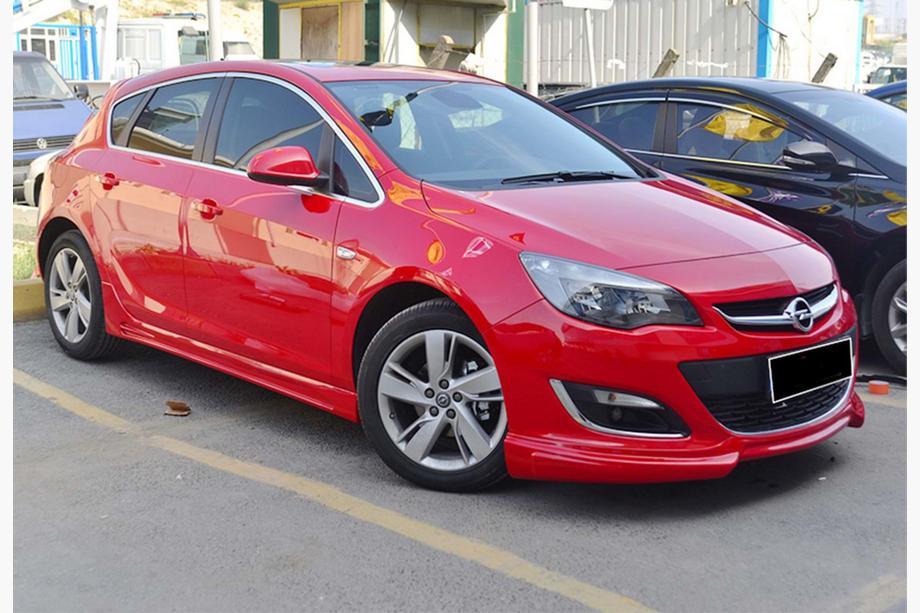 Opel Astra J 2009–2015 Etupuskurin lip-spoileri DPT V-3 (maalattavaksi) Image
