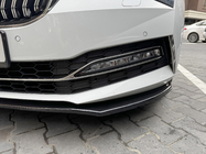 Skoda Superb 2015–2024 DPT V-2 etulippa (2015-2020, kiiltävä musta) kuva 7