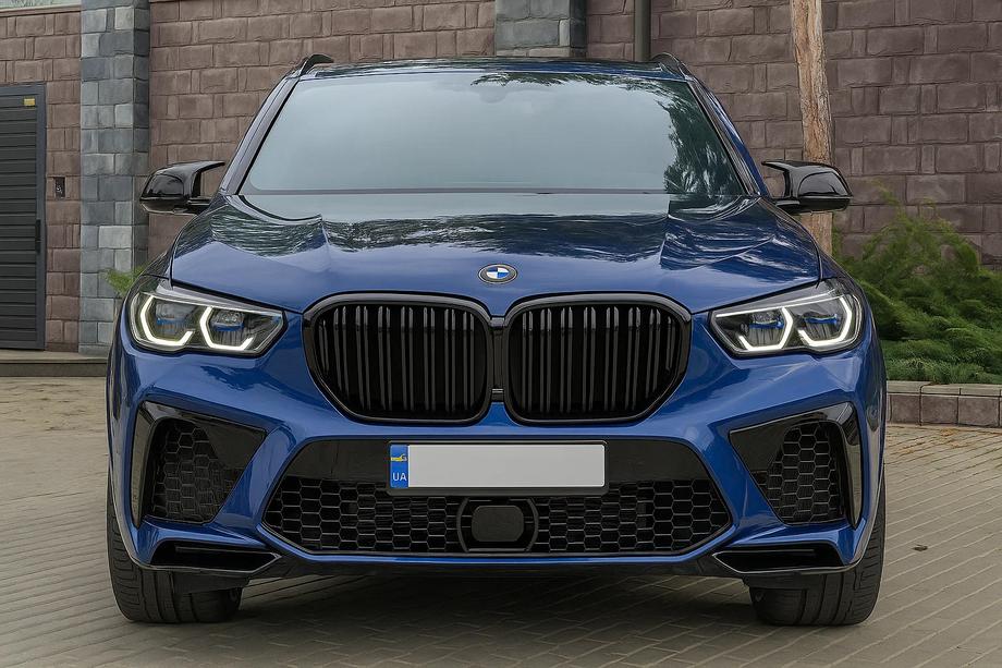 BMW X5 G05 2019–2026 M-Look munuaismaski (2018-2022, kiiltävä musta) Image