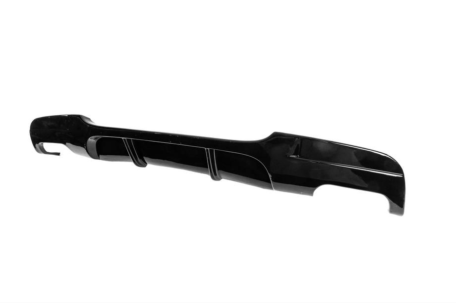 BMW 3-sarja E90/E91 2005–2011 Takadiffuusori DPT V-3 (E90 M-Sport, kiiltävä musta) Kuva 4