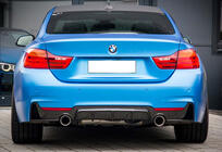 BMW 4-sarja F32/F33/F36 2012–2020 Takadiffuusori DPT V-1 (M-Performance, kiiltävän musta) kuva 1