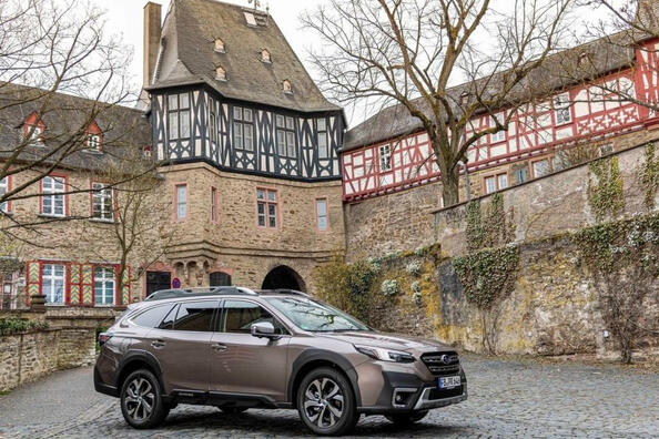 Subaru Outback -koeajo: luotettava ja monipuolinen crossover kaikille teille