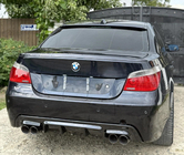 BMW 5-sarja E60/E61 2003–2010 Taka diffuusori DPT V-2 (M-Sport, kiiltävän musta) kuva 1