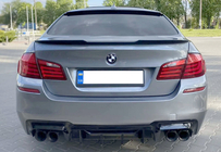BMW 5-sarja F10/F11 2010–2016 Taka-diffuusori CS-Style DPT (M5:lle, kiiltävä musta, tyhjiömuovattu) kuva 2