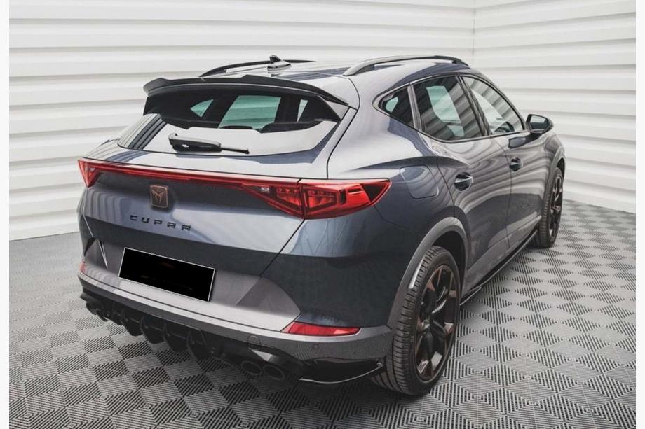 Cupra Formentor 2020– Takadiffuusori DPT V-1 (kiiltävä musta) Image