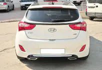Hyundai I-30 2012–2017 Takadiffuusori DPT V-2 (kiiltävä musta) kuva 1