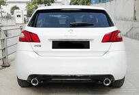 Peugeot 308 2014–2021 Takadiffuusori DPT (HB, kiiltävän musta) kuva 5
