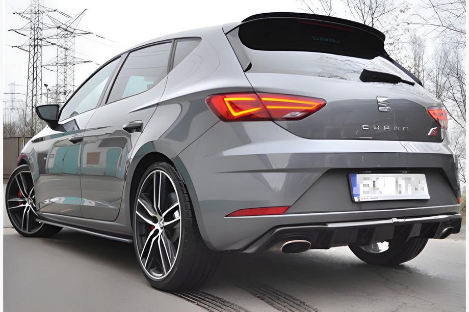 Seat Leon 2013–2020 Takadiffuusori DPT V-1 (2017-2020, kiiltävä musta) Image