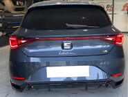 Seat Leon 2020– Takadiffuusori DPT V-1 (kiiltävä musta) kuva 1