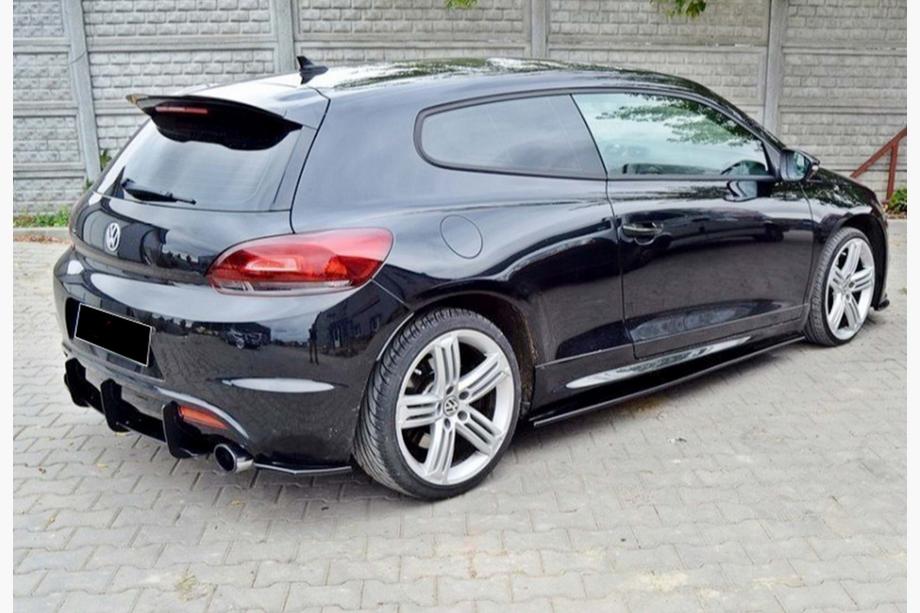 Volkswagen Scirocco 2008–2017 Takadiffuusori DPT V-4 (2008-2017, kiiltävän musta) Kuva 4