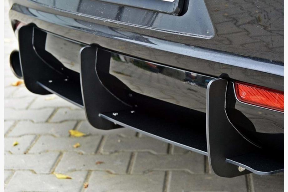 Volkswagen Scirocco 2008–2017 Takadiffuusori DPT V-4 (2008-2017, kiiltävän musta) Kuva 5