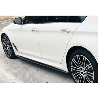 DPT V-1 helmalevikkeet (M-Sport/M5 helmoihin, kiiltävä musta)