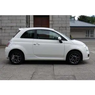 DPT helmalevikkeet (kiiltävä musta) Fiat 500/500L 2013–2022 kuva 2