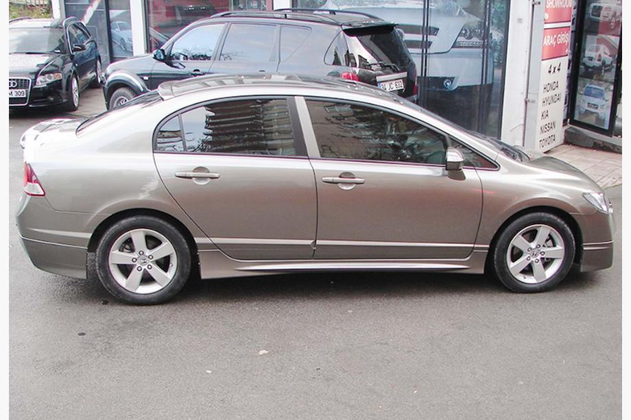 Honda Civic Sedan VIII 2006–2011 DPT helmalevikkeet (maalattavaksi) Kuva 2