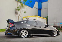 Honda Civic Sedan X 2016–2021 DPT V-4 sivuhelmat (kiiltomusta) kuva 2