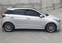 Hyundai I-20 2014–2020 DPT helmapalat (2014-2018, musta kiiltävä) kuva 5