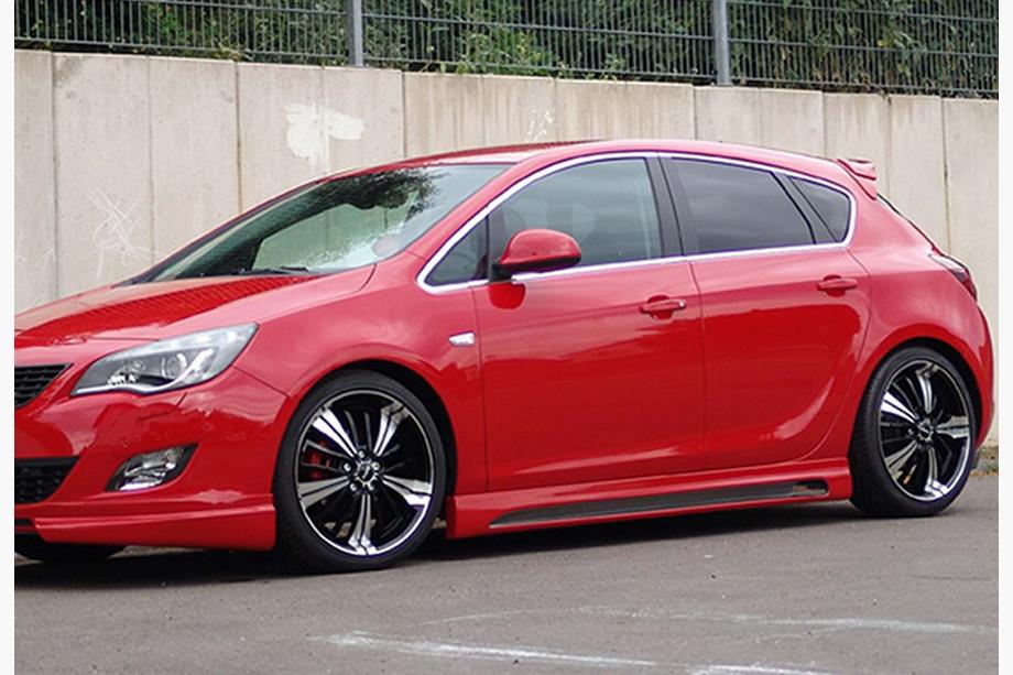 Opel Astra J 2009–2015 Sivuhelmat DPT V-2 (kiiltävä musta) Image