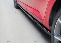 Seat Leon 2013–2020 Sivukynnykset DPT V-6 (kiiltävä musta) kuva 1