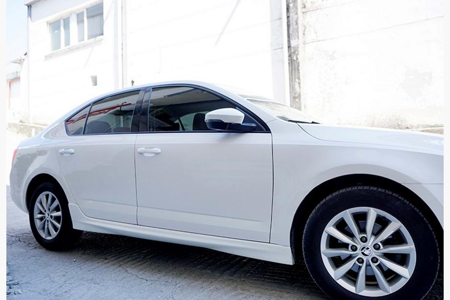 Skoda Octavia III A7 2013–2019 DPT helmalevikkeet (maalattavaksi) Image