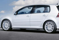 Volkswagen Golf 5 2003–2009 DPT helmalevikkeet (maalattavaksi) kuva 1