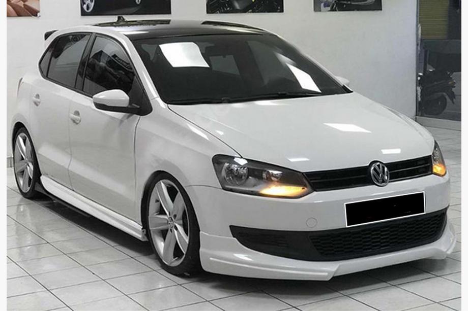 Volkswagen Polo 2010–2017 Sivuhelmat DPT V-1 (musta kiiltävä) Image