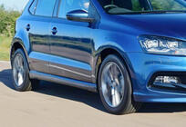 Volkswagen Polo 2010–2017 Helmalevikkeet DPT V-3 (kiiltävän musta) kuva 3