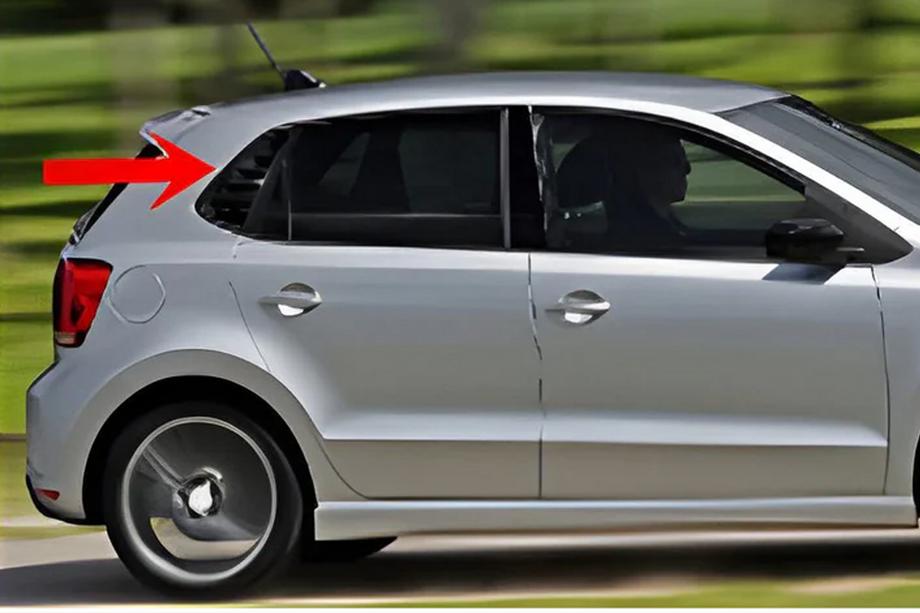 Volkswagen Polo 2010–2017 Takalasien peitelistat DPT (kiiltävän musta, 2 kpl) Image