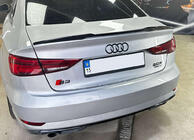 Audi A3 2012–2020 Spoileri DPT V-5 (kiiltävä musta) kuva 1