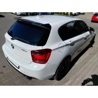 DPT V2 -spoileri (F20/F21, kiiltävä musta) BMW 1-sarja F20/F21 2011–2019 kuva 4