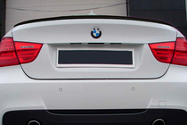 BMW 3-sarja E90/E91 2005–2011 M3-Style-spoileri (E90, kiiltävä musta) kuva 3