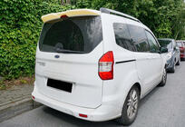 Ford Courier 2014–2023 DPT-spoileri (kiiltomusta) kuva 1
