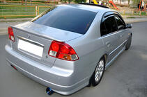Honda Civic Sedan VII 2001–2006 DPT-spoileri (kiiltomusta) kuva 1