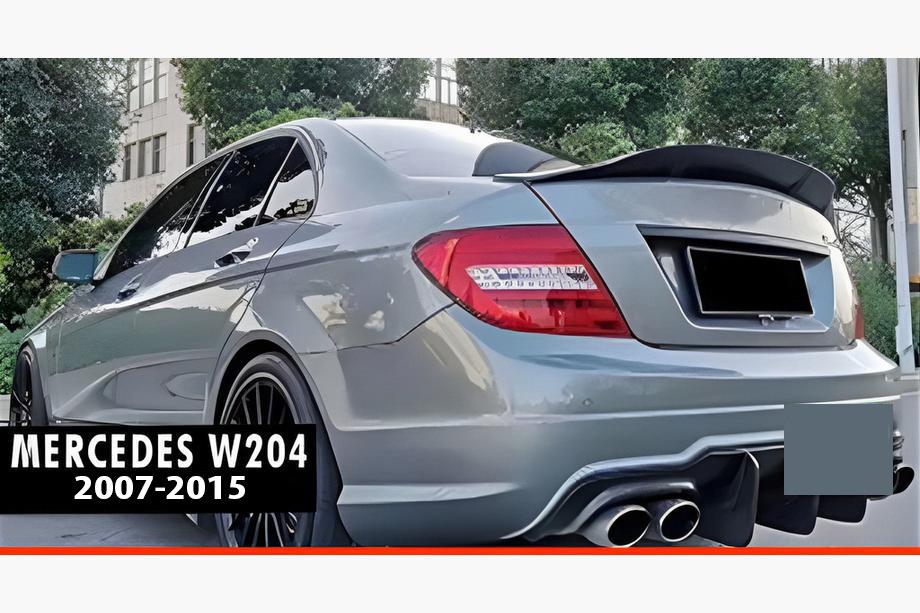 Mercedes C-sarja W204 2007–2015 Spoileri DPT V-2 (kiiltävä musta) Image