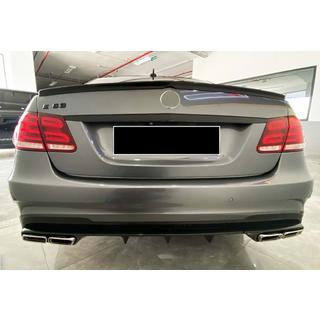 Spoileri DPT V-1 (kiiltävän musta) Mercedes E-sarja W212 2009–2016 kuva 2