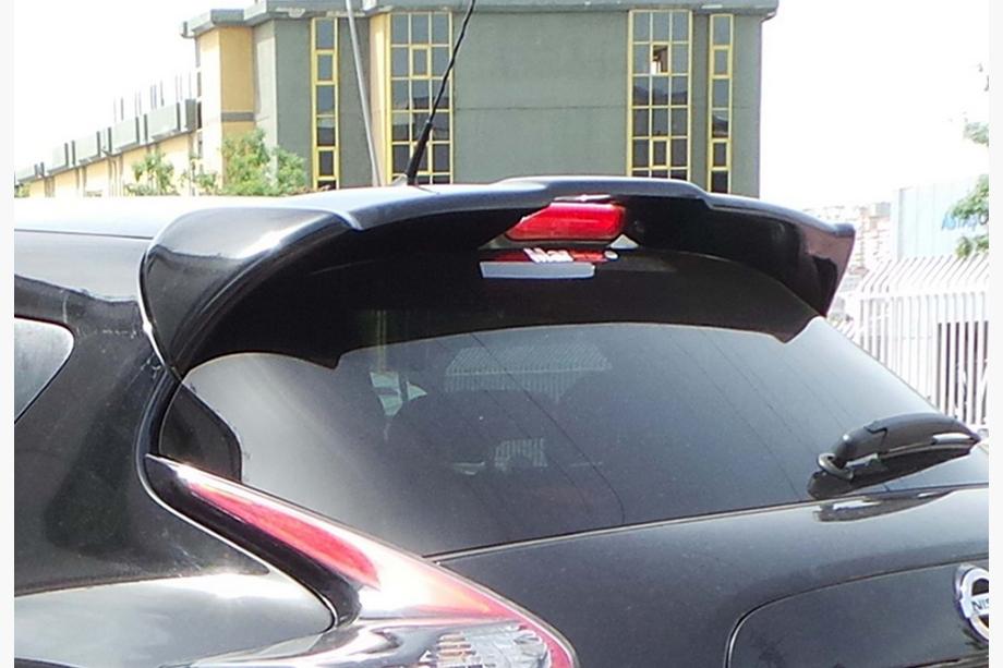 Nissan Juke 2010–2019 Spoileri DPT V-1 (kiiltävän musta) Image