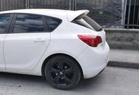 Opel Astra J 2009–2015 DPT-spoileri (HB, maalattava) kuva 5
