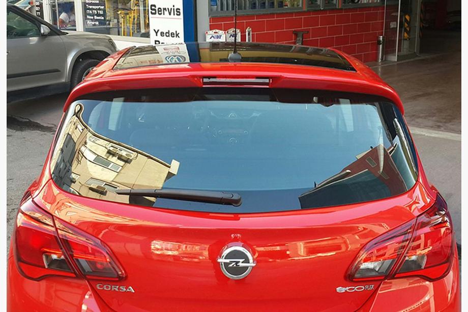 Opel Corsa E 2015–2019 Spoileri DPT V-2 (kiiltävä musta) Kuva 2