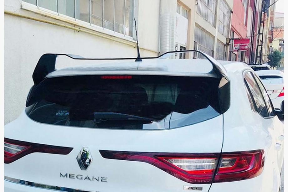 Renault Megane IV 2016–2025 Spoileri DPT (HB, kiiltomusta) Image