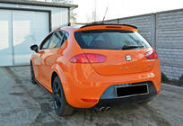 Seat Leon 2005–2012 Spoileri DPT V-1 (2009-2012, kiiltomusta) kuva 4