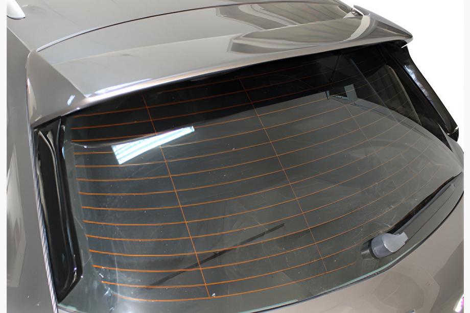 Seat Leon 2013–2020 Spoileri DPT V-4 (kiiltomusta) Image