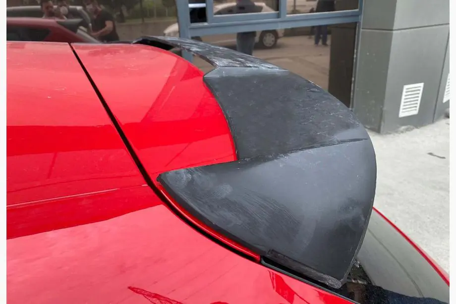 Seat Leon 2013–2020 Spoileri DPT V-5 (kiiltävä musta) Image