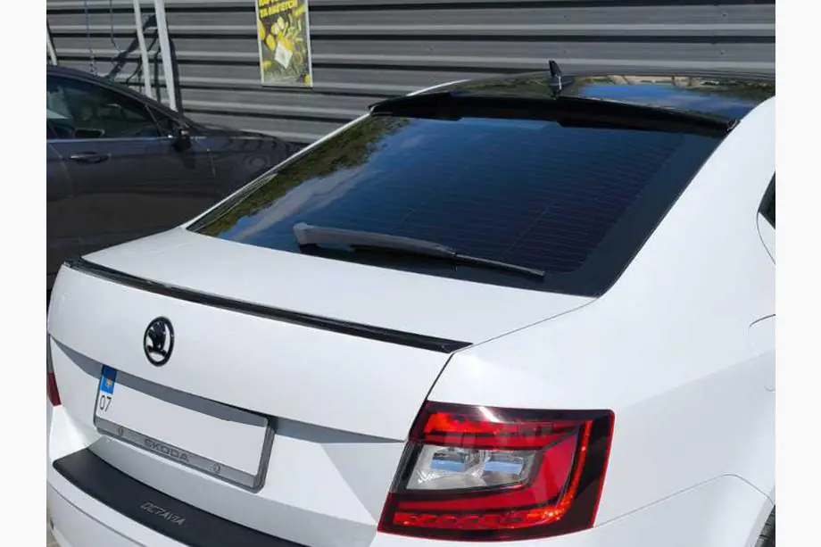 Skoda Octavia III A7 2013–2019 DPT-peite (kiiltomusta) Image