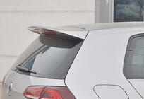 Volkswagen Golf 7/E-Golf 2012–2020 Spoileri DPT V-11 (Base HB:lle, kiiltävä musta) kuva 5