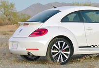 Volkswagen Beetle 2011–2015 DPT-spoileri (kiiltomusta) kuva 3