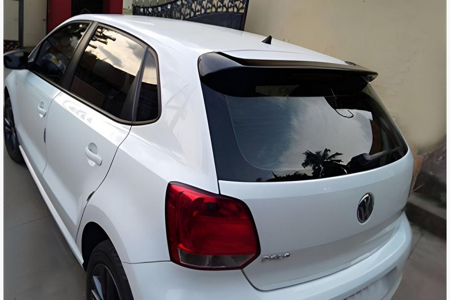 Volkswagen Polo 2010–2017 Spoileri DPT V-6 (HB, kiiltomusta) Image