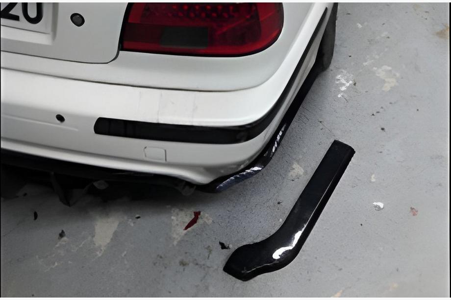 BMW 5-sarja E39 1996–2003 Takaosan FLAP-lisäosat DPT (kiiltävä musta) Image