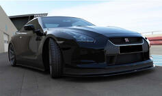 Nissan GT-R 2008–2025 DPT etupuskurin lip-spoileri (kiiltävä musta) kuva 2