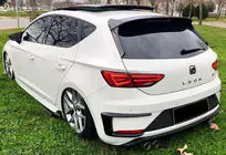 Seat Leon 2013–2020 Takapuskurin canardit DPT (2017-2020, 2 kpl, kiiltomusta) kuva 1